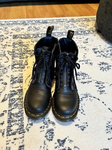 Ladies martens size 4 - martens,