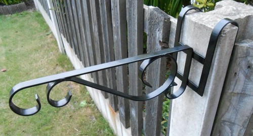 Concrete fence post bracket - concrete,