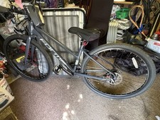 LIGHTLY USED women’s FORME