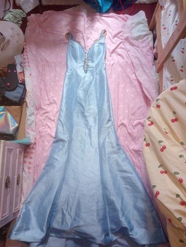 Light blue sherri hill - blue,