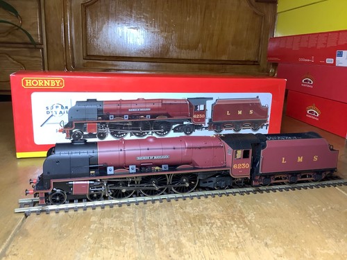 Hornby r2230 lms crimson 2 - lms,