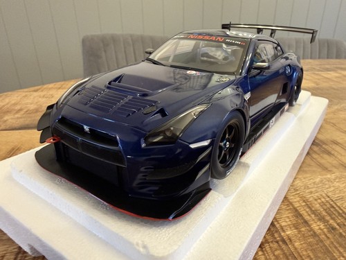 Autoart nissan nismo gt3 - nissan,