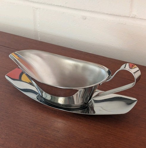 Vintage old hall gravy boat - hall,
