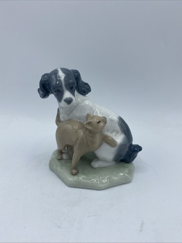 Nao lladro dog - nao,