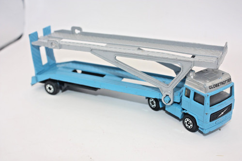 Corgi volvo car transporter - corgi,