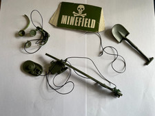 VINTAGE PEDIGREE 1960s TOMMY GUNN BOMB DISPOSAL ITEMS