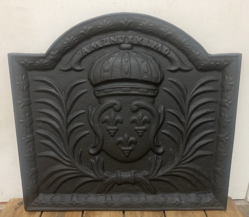 Cast iron fireback - cast,