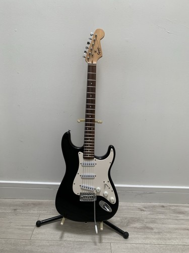Squier bullet strat - strat,