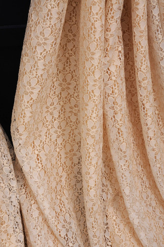 Vintage peachy cream - peachy,