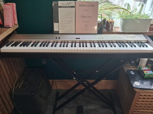 Roland fp3 digital piano with - roland,