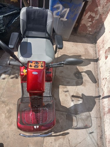 Mobility scooter shop rider - shop,