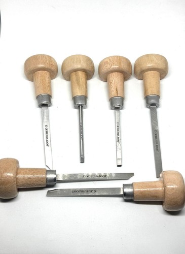 Set engraver graves with - of,