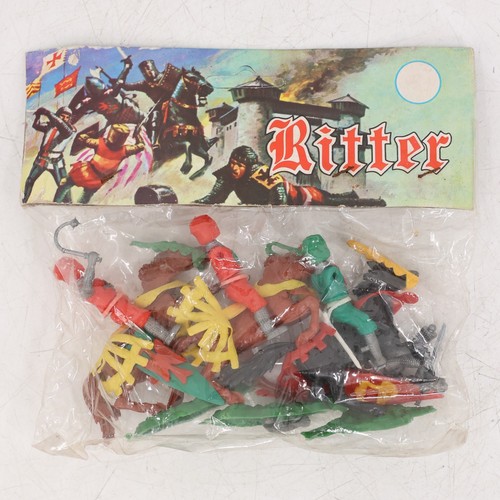 Vintage plastic toy knights - plastic,