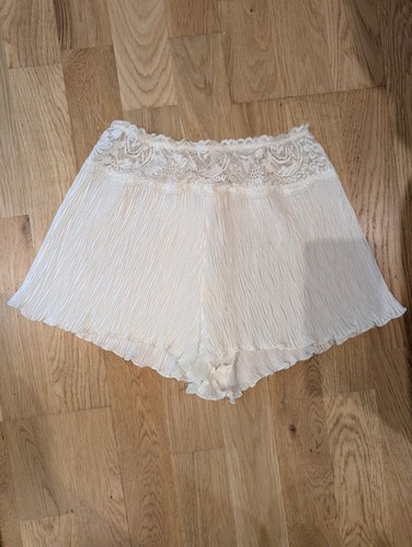 Vintage ivory frilly - vintage,
