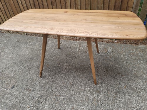 Ercol dining table seats 6 - table,
