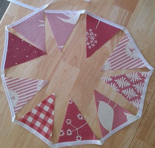 Vanessa arbuthnott bunting - ,