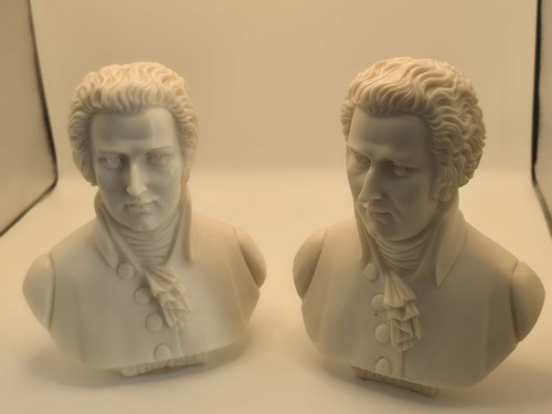 White marble finish bust of - 2x,