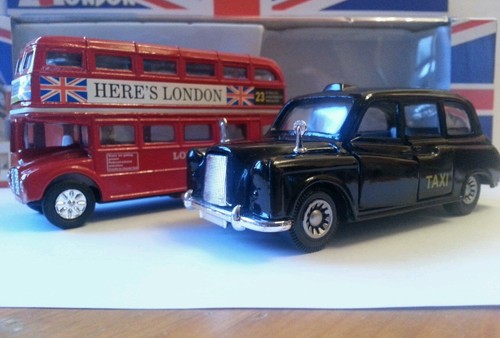 London bus taxi set pull - bus, back