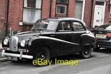 Photo 6x4 Austin A35 outside