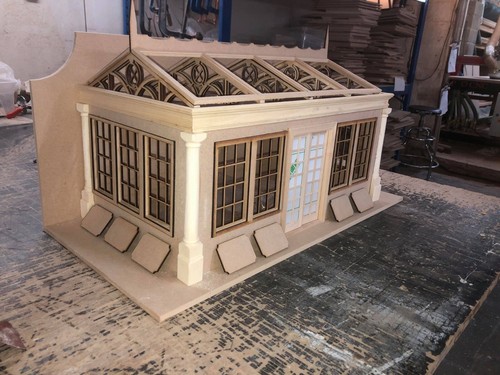 Dolls house scale - house,