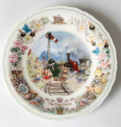 Wedgwood foxwood tales - foxwood, train