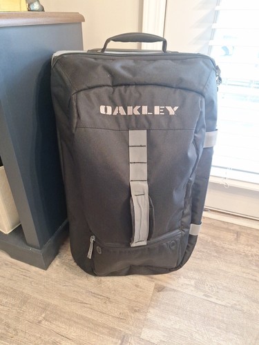 Oakley tall black - oakley, 27”