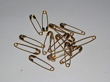 SAFETY PINS BLACK SILVER GOLD
