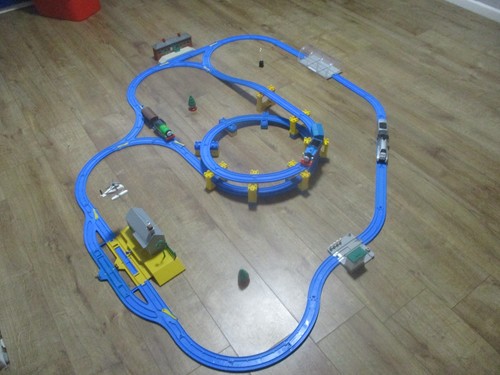 Tomy trackmaster thomas the - trackmaster,