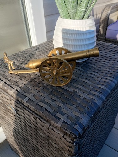 Antique brass war cannon with - brass,