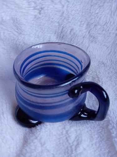 Artisan hand blown swirl - hand,