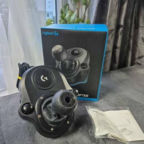 Logitech driving force - driving, shifter