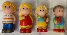 ELC Happyland Family Figures