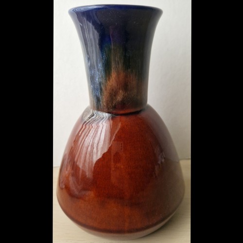 Vtg studio pottery - vase, ruskin