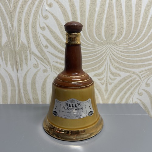 Vintage wade bells old - wade, scotch