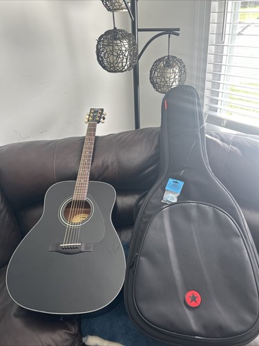 Yamaha f335 acoustic guitar - yamaha,