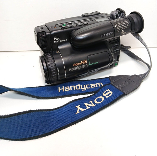 Sony handycam ccd tr705e - sony, hi8