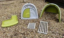 Omlet Eglu Classic Chicken