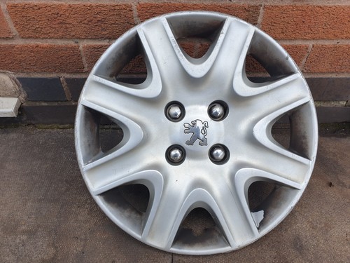 Peugeot 207 wheel - 15", hub
