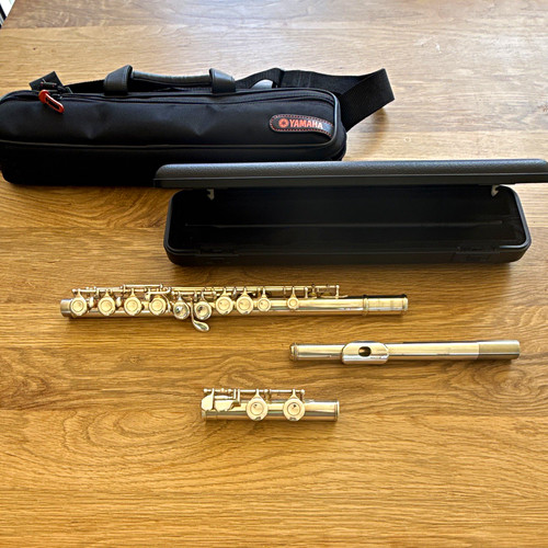 Yamaha concert flute - concert,