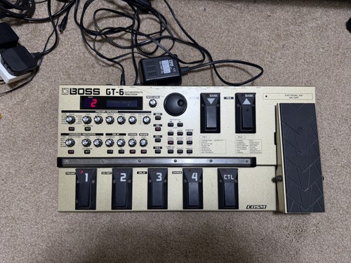 Boss guitar effects - gt-6,