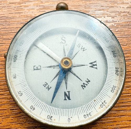 Vintage brass tone - brass, pocket