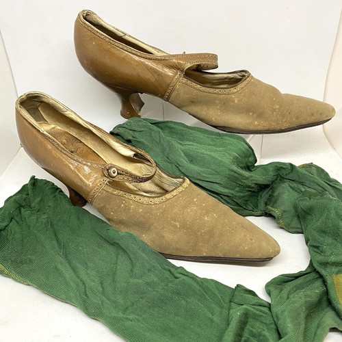 Antique 1920 ladies tan - 1920’s,
