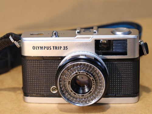 Olympus trip compact 35mm - 35,