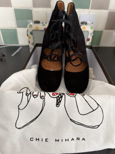 Chie mihara black - suede, lace