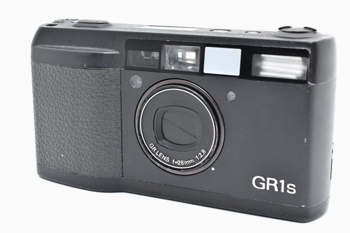 Near mint ricoh - [near, gr1s