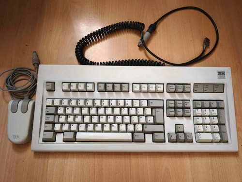 Ibm model keyboard - m,