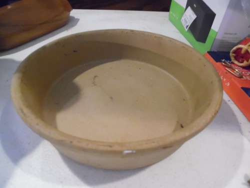 Pampered chef stoneware