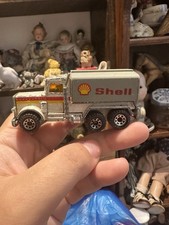 1981 Matchbox Peterbilt Shell