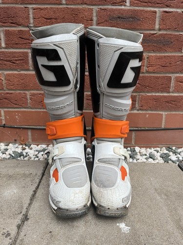Gaerne sg12 motocross boots - gaerne,