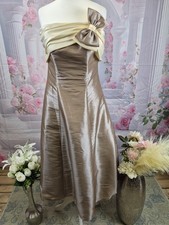 Mark Lesley Formal Dress Size